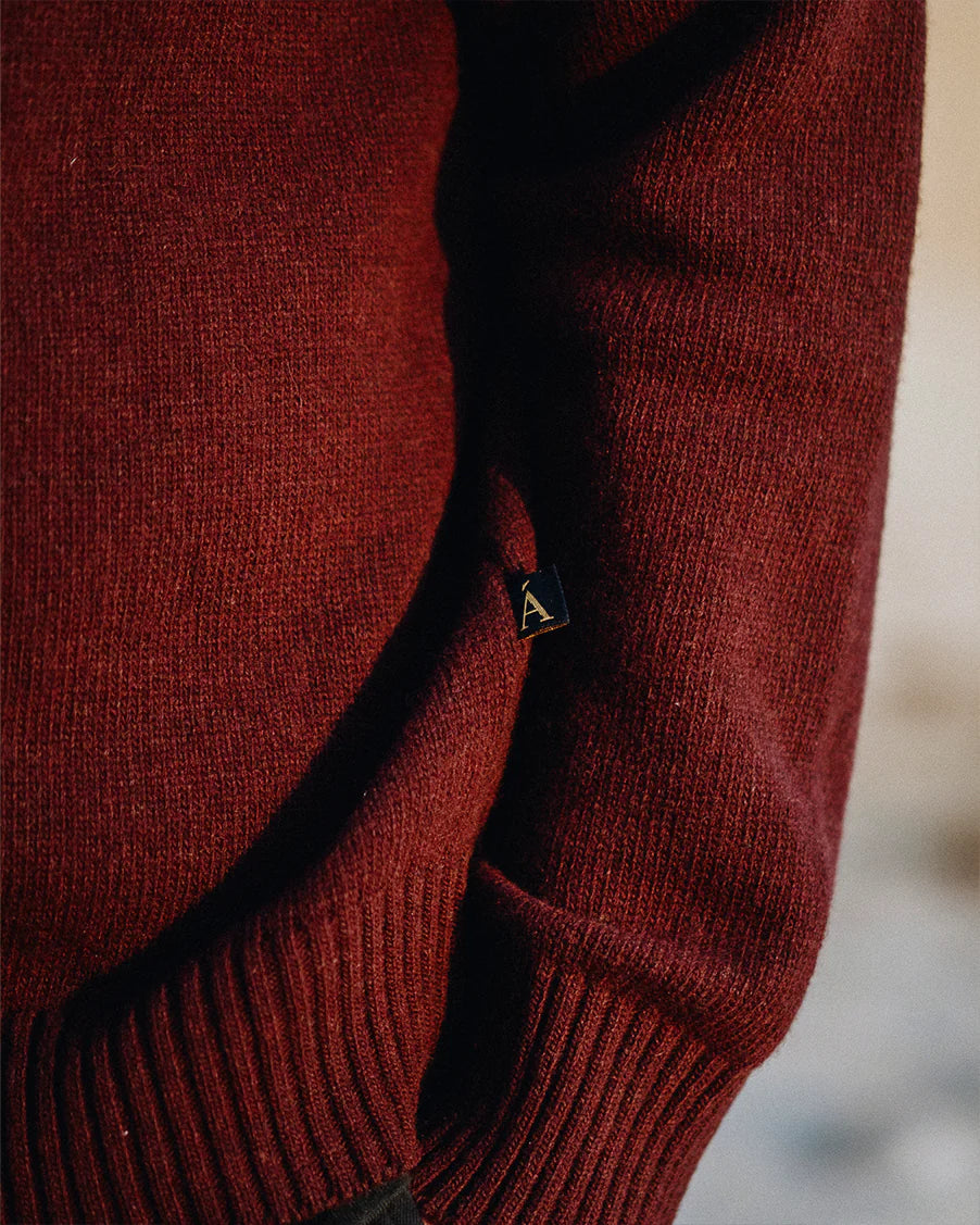 The Cashmino Crewneck - Merlot