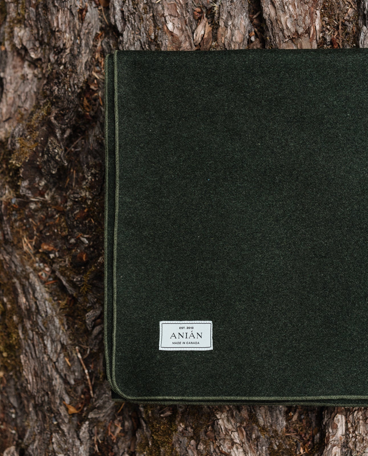 The Melton Wool Blanket - Olive
