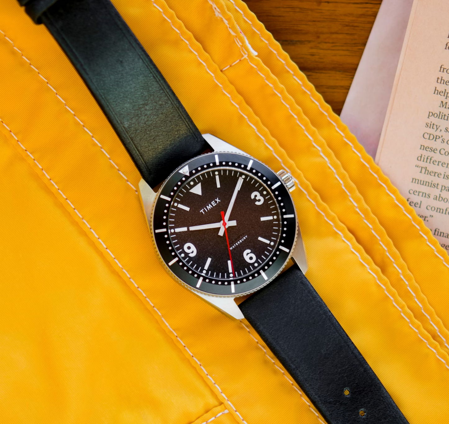 TIMEX Waterbury HODINKEE Limited Edition