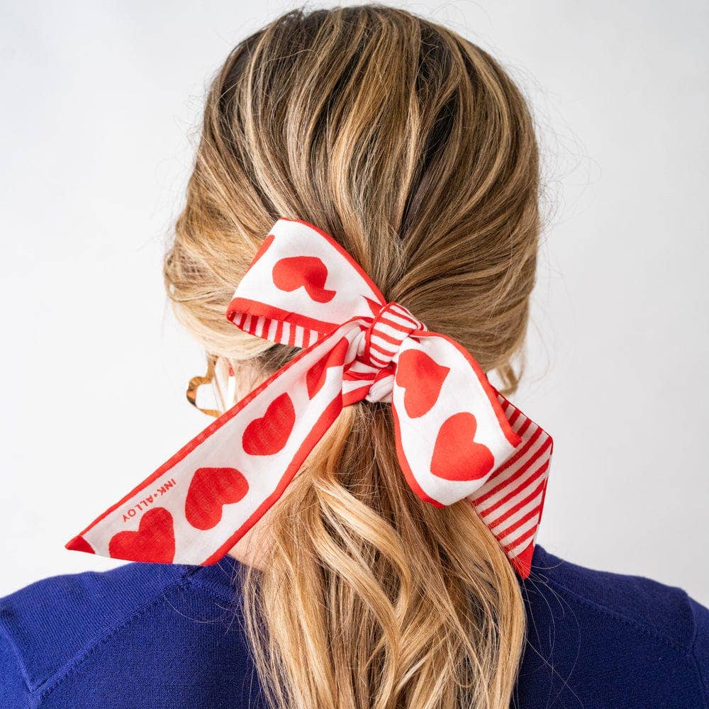 Camile Skinny Scarf Heart Print Wholesale