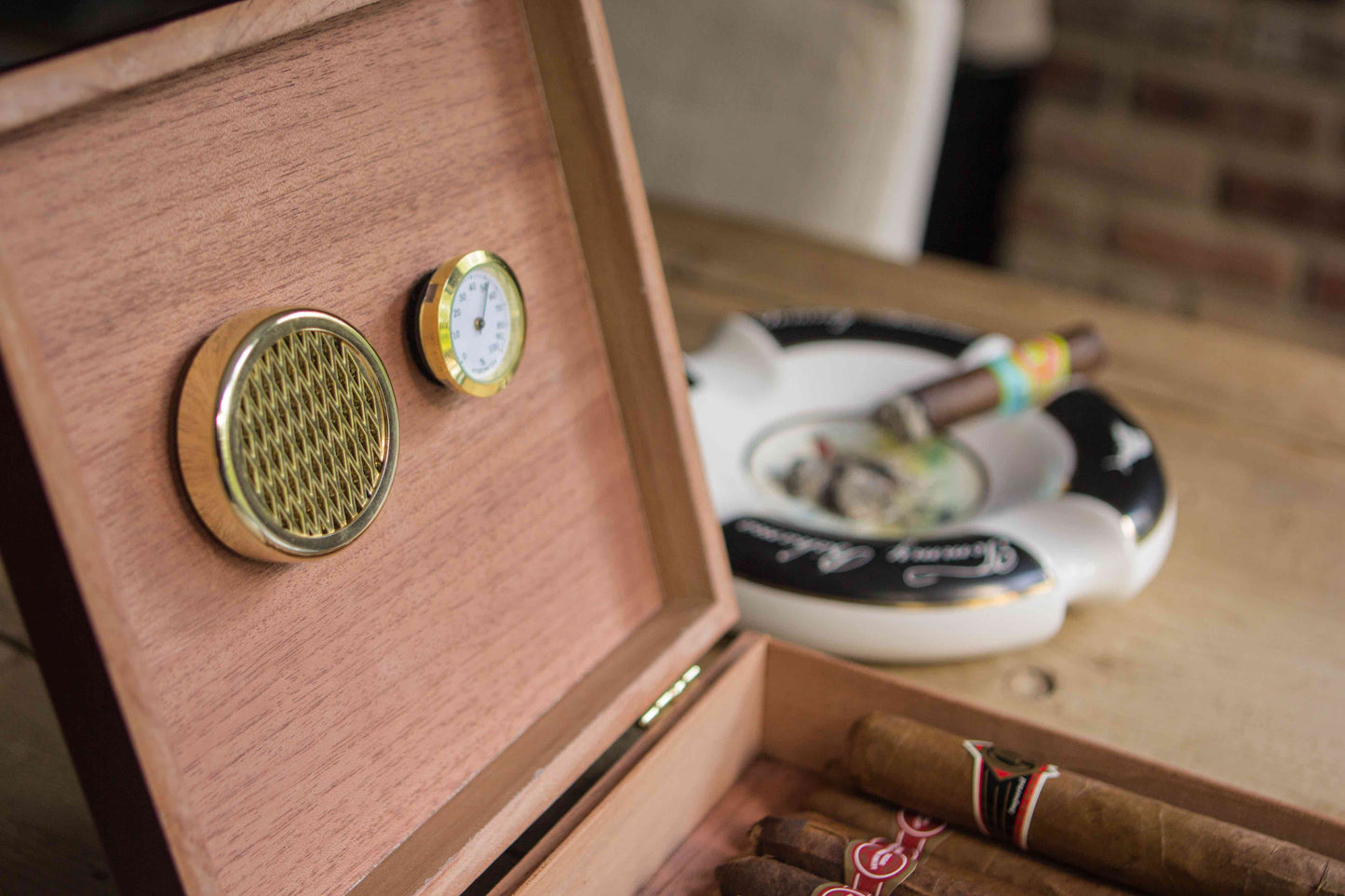 Desktop Analog Cherry Humidor
