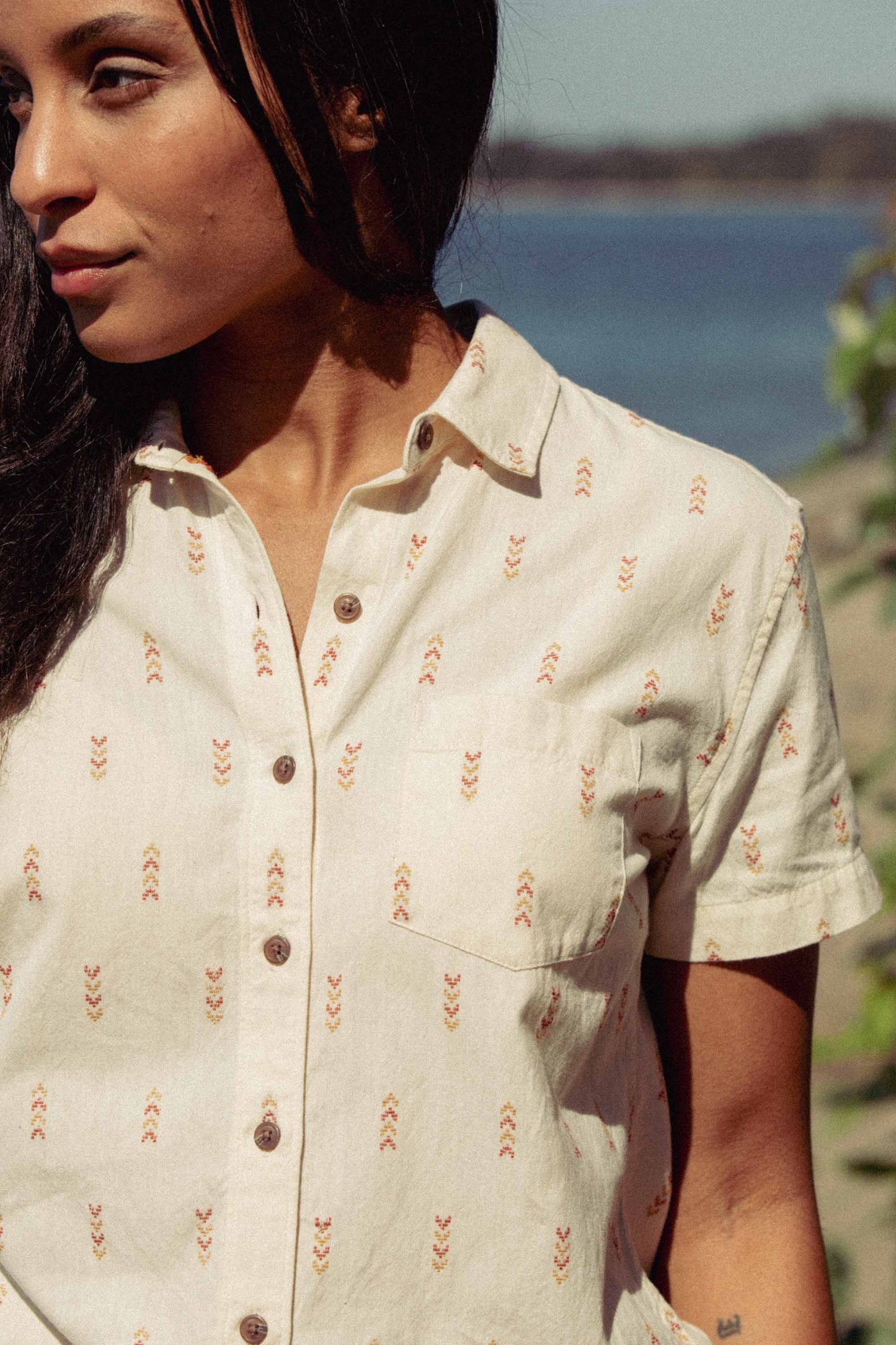 Lana Shirt / Dune Chevron